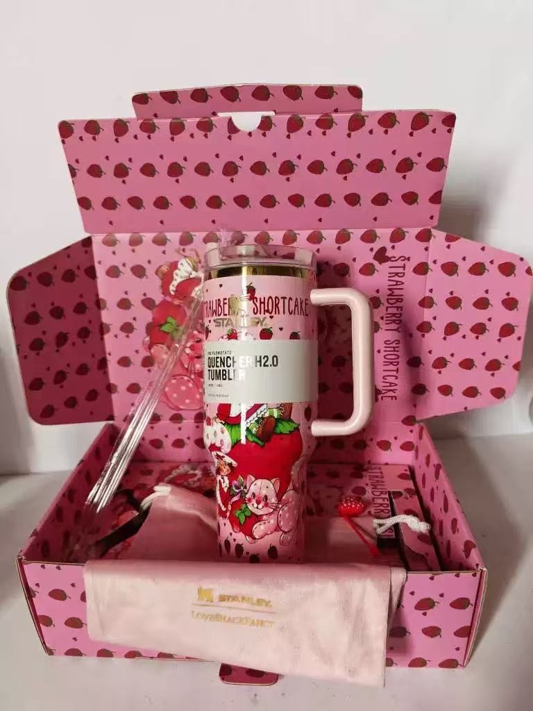 Stanley Tumbler – Sweet Berry Daydream Tumbler